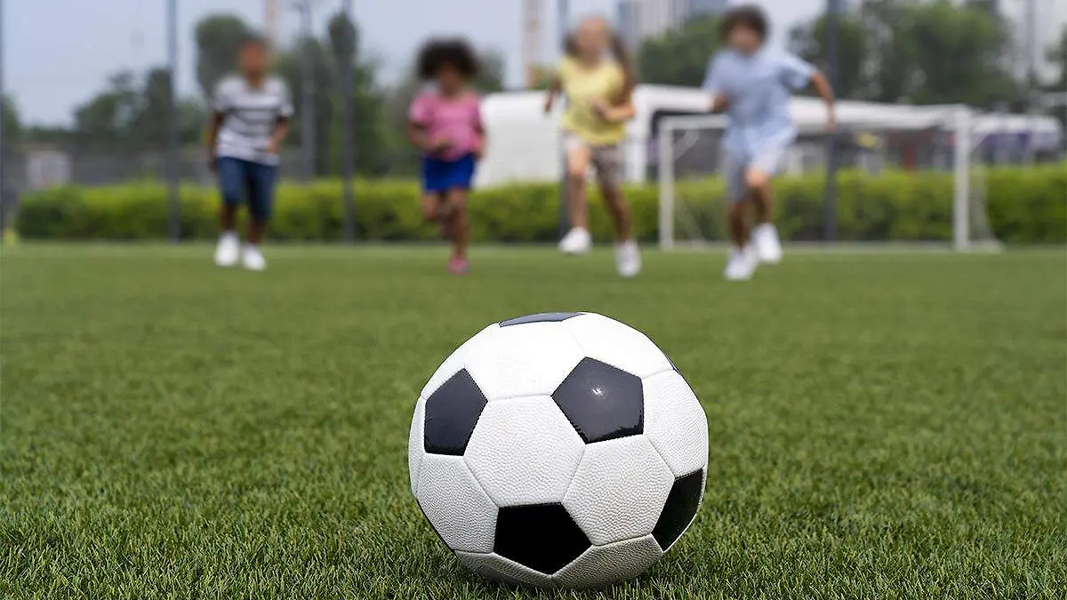 Curso de verano de futbol para niños